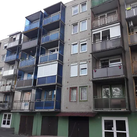 18 Apartment *
