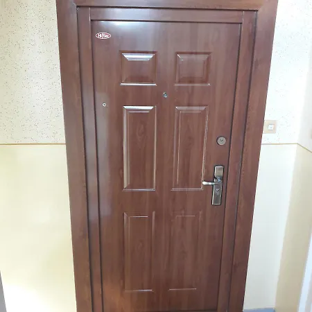 Apartment 18